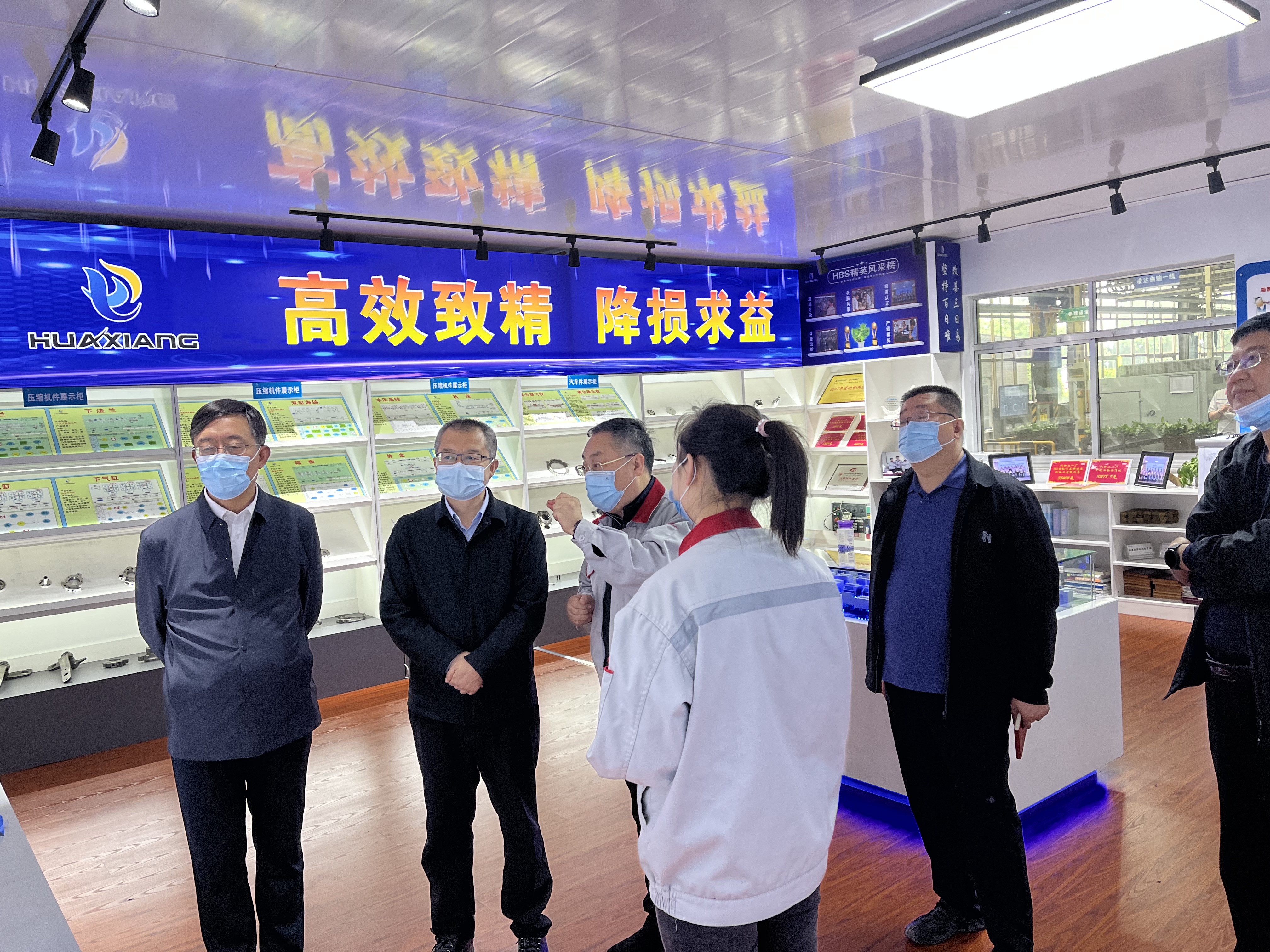 縣委常委、紀(jì)委書記、監(jiān)委主任張朝暉一行來我司就包聯(lián)項(xiàng)目進(jìn)行調(diào)研